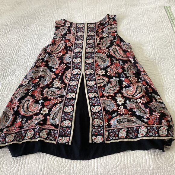 J.Jill Womens XL Sleeveless Black & Red Paisley Pattern Top 100% Rayon - Picture 6 of 11